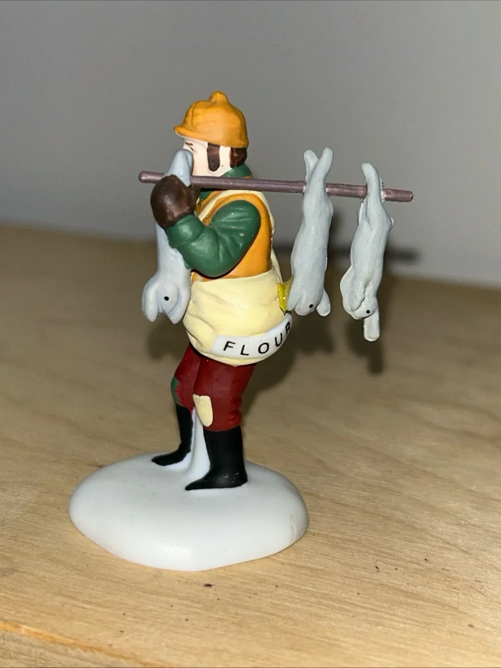 Dept 56 Dickens Village Village Street Peddlers Set of 2 #58041
